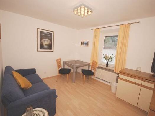 Wohnung zur Miete Wohnen auf Zeit 850 € 2 Zimmer 45 m² frei ab 01.12.2025 Nonnerstraße 10b Karlstein Bad Reichenhall 83435