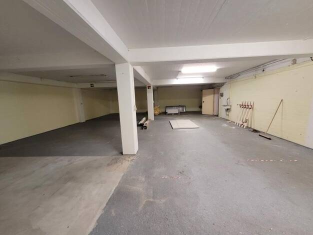 Halle/Industriefläche zur Miete 1.200 € 305 m² Lagerfläche Hastedt Ost 28207