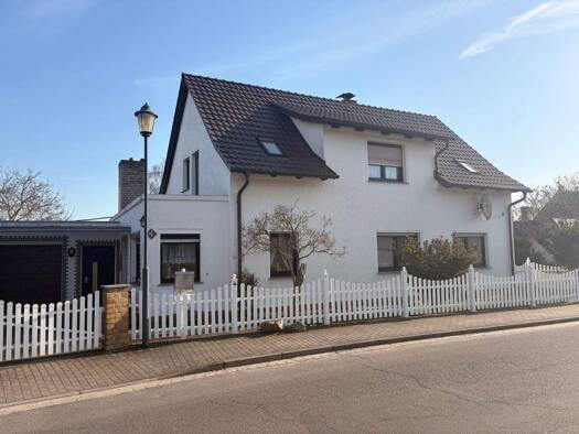 Einfamilienhaus zum Kauf 249.000 € 1 Zimmer 140 m² 1.695 m² Grundstück frei ab sofort Audenhain Mockrehna 04862