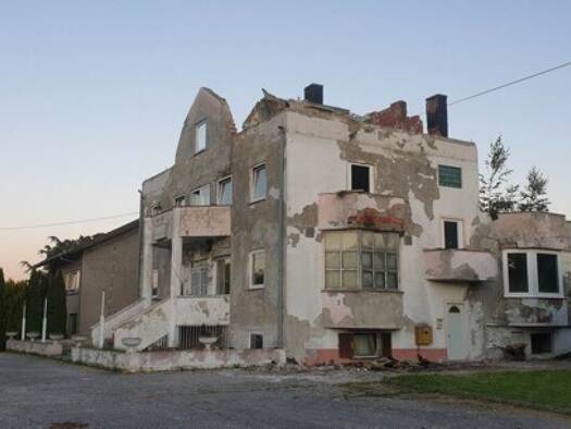 Einfamilienhaus zum Kauf 75.000 € 10 Zimmer 750 m² 3.000 m² Grundstück Macinec 403026