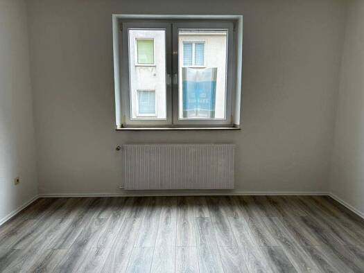 Wohnung zur Miete 680 € 3 Zimmer 80 m² 1. Geschoss Dellwigerstraße 121b Dellwig Essen 45357
