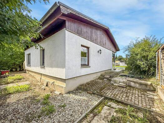 Einfamilienhaus zum Kauf 129.500 € 4 Zimmer 123,6 m² 530 m² Grundstück Großpösna 04463