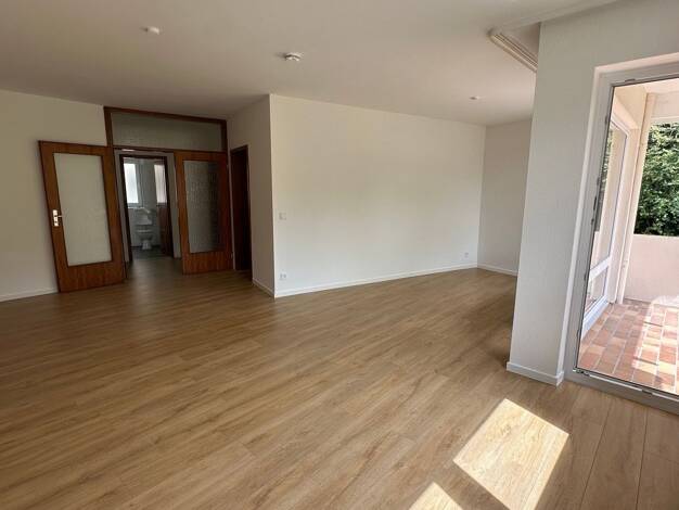 Wohnung zur Miete 990 € 2 Zimmer 74 m² 1. Geschoss frei ab sofort Oberhöchstadt Kronberg 61476