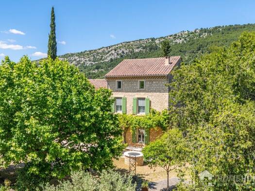 Einfamilienhaus zum Kauf 850.000 € 300 m² 2.893 m² Grundstück Beaumes-de-Venise 84190