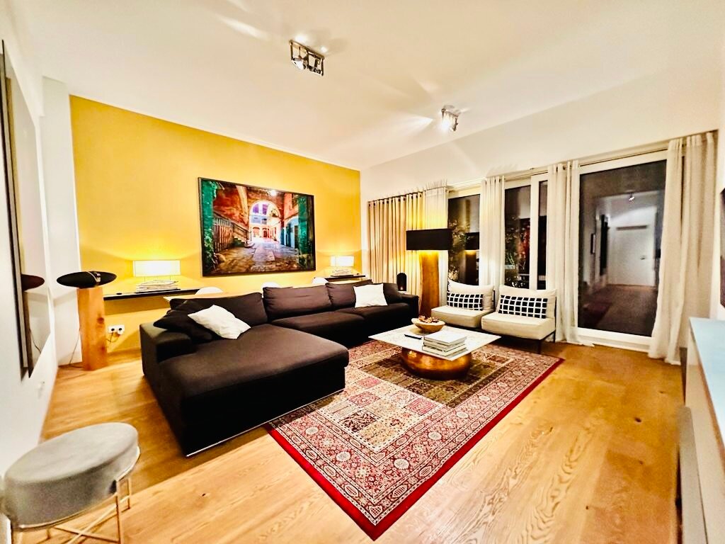 Wohnung zur Miete Wohnen auf Zeit 4.500 € 3 Zimmer 95 m²<br/>Wohnfläche ab sofort<br/>Verfügbarkeit Ehrenfeld Köln 50823