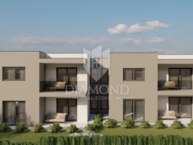 Wohnung zum Kauf 225.350 € 3 Zimmer 76 m² Porec center 52440