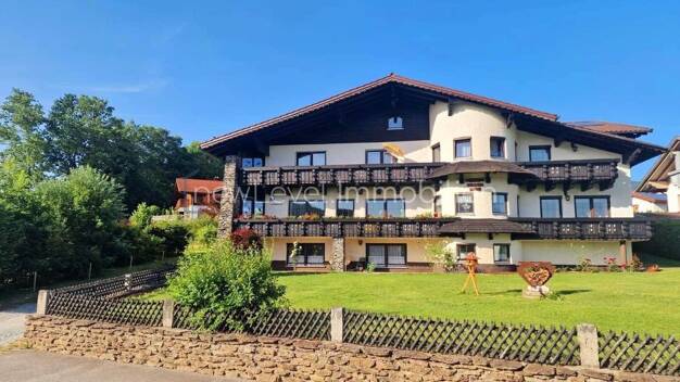 Mehrfamilienhaus zum Kauf 1.170.000 € 18 Zimmer 549 m² 1.301 m² Grundstück Drachselsried Drachselsried 94256