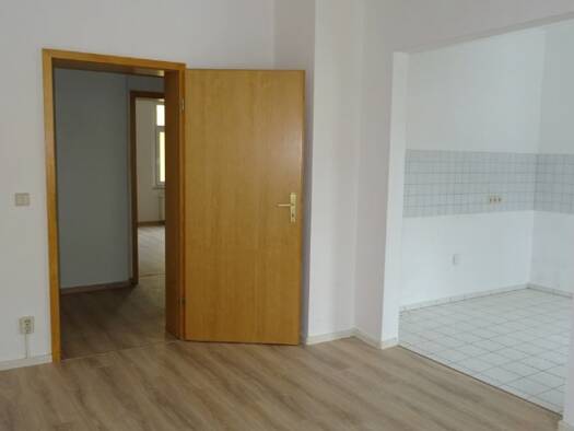 Wohnung zur Miete 345 € 2 Zimmer 62,6 m² Crimmitschau 08451