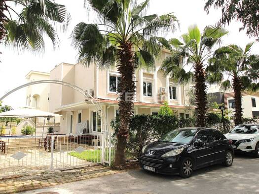 Einfamilienhaus zum Kauf 490.000 € 8 Zimmer 440 m² 521 m² Grundstück Antalya 07525