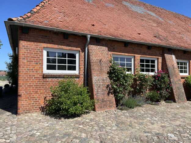 Lagerhalle zur Miete 720 € 200 m² Lagerfläche Grabau 23845
