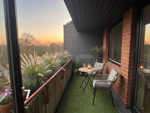 Terrassenwohnung zur Miete 1.900 € 5 Zimmer 102 m² Geschoss 3/3 frei ab sofort Ahrensburg 22926