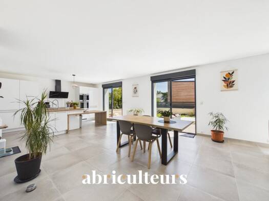Haus zum Kauf 499.500 € 220 m² 687 m² Grundstück Hôtel de Ville Couëron 44220