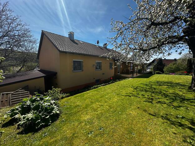 Einfamilienhaus zum Kauf 475.000 € 8 Zimmer 184 m² 702 m² Grundstück Sindlbach Berg bei Neumarkt in der Oberpfalz 92348
