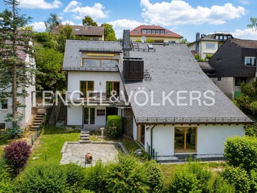 Einfamilienhaus zum Kauf 579.000 € 10 Zimmer 302 m² 1.089 m² Grundstück Langenseifen Bad Schwalbach 65307