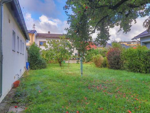 Einfamilienhaus zum Kauf 550.000 € 3 Zimmer 118 m² 855 m² Grundstück frei ab sofort Schillerstraße 6 Laufen Laufen 83410