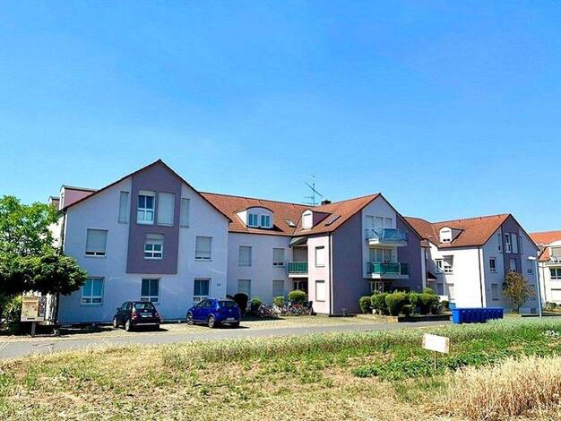 Wohnung zum Kauf provisionsfrei 245.000 € 3 Zimmer 74,3 m² 1. Geschoss Fliederweg 24 Retzbach 97225