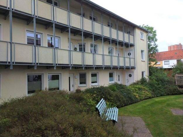 Wohnung zur Miete 530 € 2 Zimmer 71 m² 2. Geschoss frei ab 01.01.2026 Bachstr. 6a Nordenham 26954