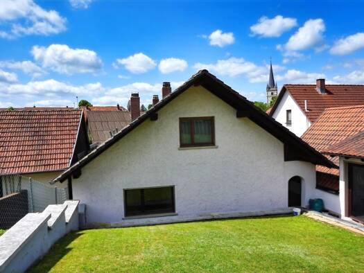 Einfamilienhaus zum Kauf 165.000 € 3 Zimmer 100 m² 350 m² Grundstück Sondheim 97647