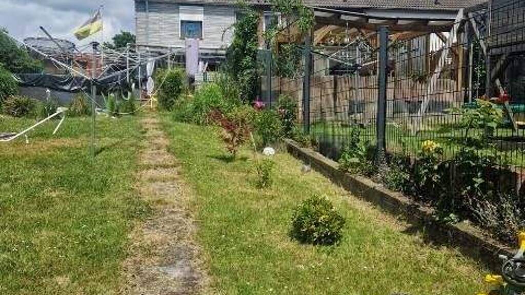 Reihenendhaus zum Kauf 239.500 € 4 Zimmer 90 m² 394 m² Grundstück frei ab 01.05.2026 Kirchlinde Dortmund 44379