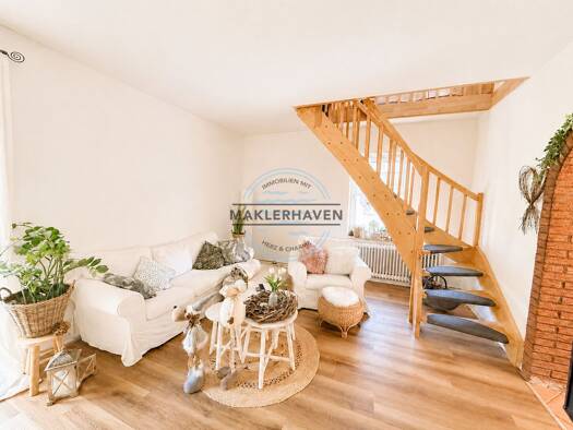 Mehrfamilienhaus zum Kauf 230.000 € 7 Zimmer 156 m² 685 m² Grundstück Fedderwardergroden Wilhelmshaven / Fedderwardergroden 26388