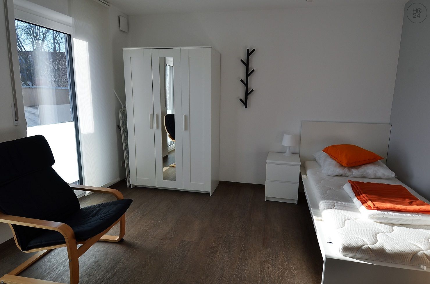 Wohnung zur Miete Wohnen auf Zeit 710 € 1 Zimmer 24 m²<br/>Wohnfläche 06.12.2024<br/>Verfügbarkeit Jakobervorstadt - Nord Augsburg 86152