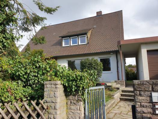 Einfamilienhaus zum Kauf 700.000 € 8 Zimmer 181 m² 641 m² Grundstück frei ab sofort Eibach Nürnberg 90451