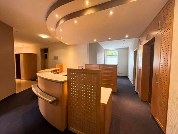 Bürogebäude zur Miete provisionsfrei 1.500 € 8 Zimmer 220,8 m² Bürofläche Spremberger Vorstadt Cottbus 03048