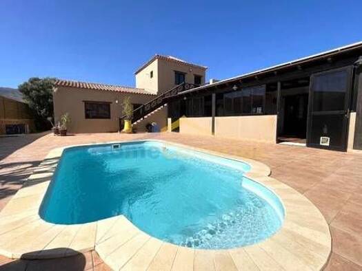 Chalet zum Kauf 550.000 € 4 Zimmer 214 m² Casillas Del Angel Lugar Barrio Nuevo Puerto del Rosario 35611