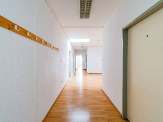 Wohnung zur Miete 2.500 € 8 Zimmer 200 m² 58 Geschosse frei ab sofort Bieber Offenbach am Main 63073
