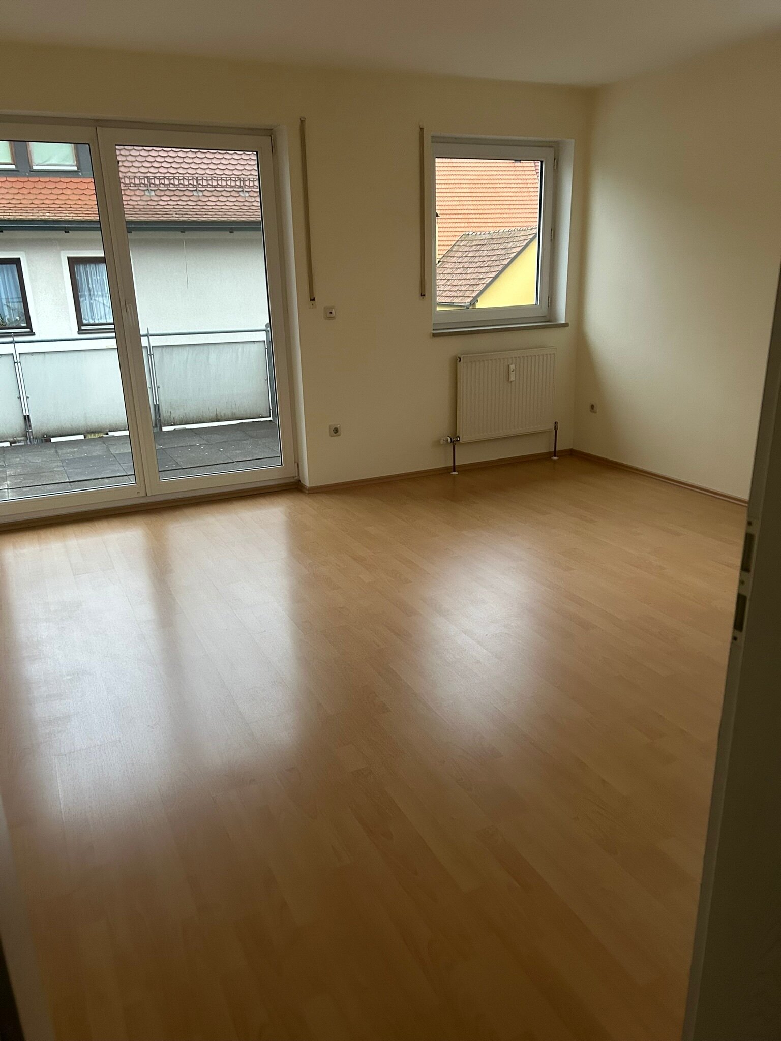 Wohnung zur Miete 630 € 3 Zimmer 76 m²<br/>Wohnfläche 1.<br/>Geschoss ab sofort<br/>Verfügbarkeit Am Wasserschloss 5 b Moos Kümmersbruck 92245