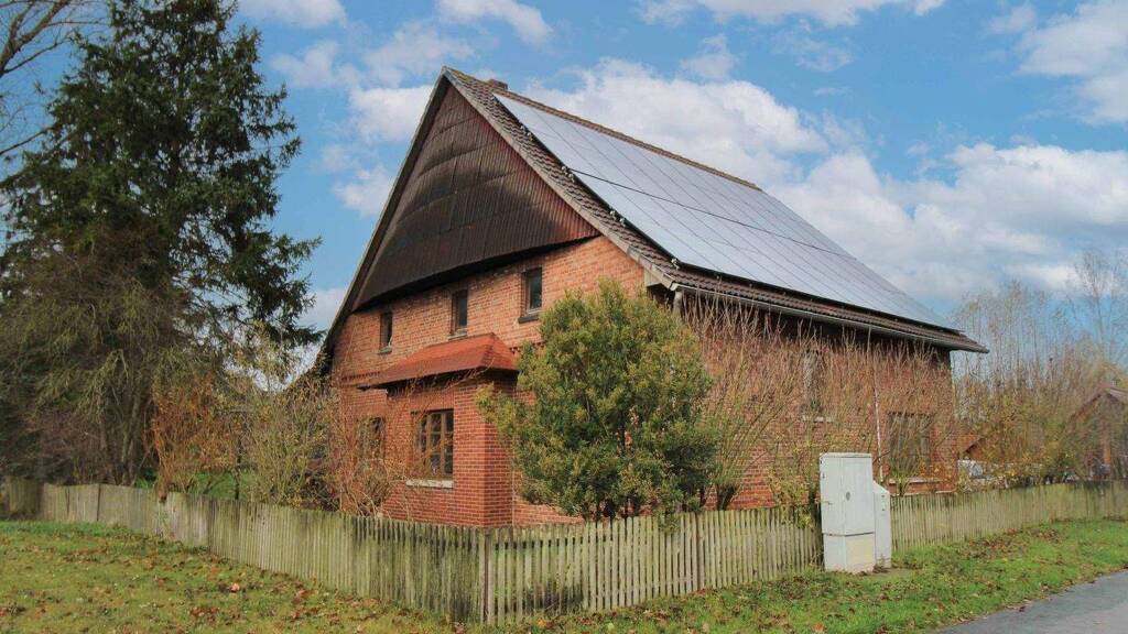 Sonstiges zum Kauf als Kapitalanlage geeignet 249.000 € 6 Zimmer 140 m² 3.700,1 m² Grundstück Pollhagen 31718