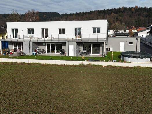 Reihenmittelhaus zum Kauf - Erstbezug 355.000 € 4 Zimmer 107,8 m² Saxen 4351