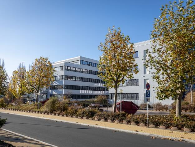 Lagerhalle zur Miete provisionsfrei 4 € 400 m² Lagerfläche teilbar ab 400 m² Radebeul 01445