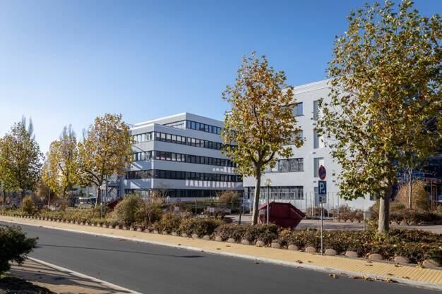 Lagerhalle zur Miete provisionsfrei 4 € 400 m² Lagerfläche teilbar ab 400 m² Radebeul 01445