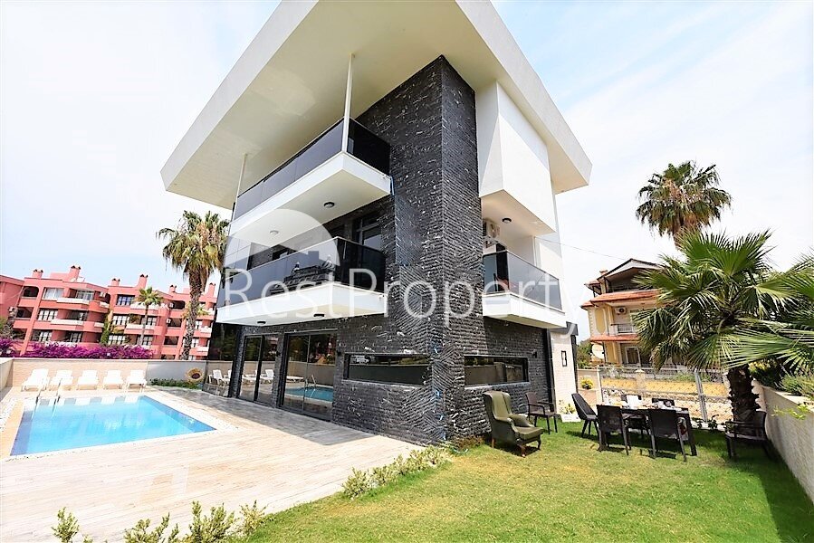 Villa zum Kauf provisionsfrei 465.000 € 5 Zimmer 300 m²<br/>Wohnfläche 550 m²<br/>Grundstück ab sofort<br/>Verfügbarkeit Konakli Alanya