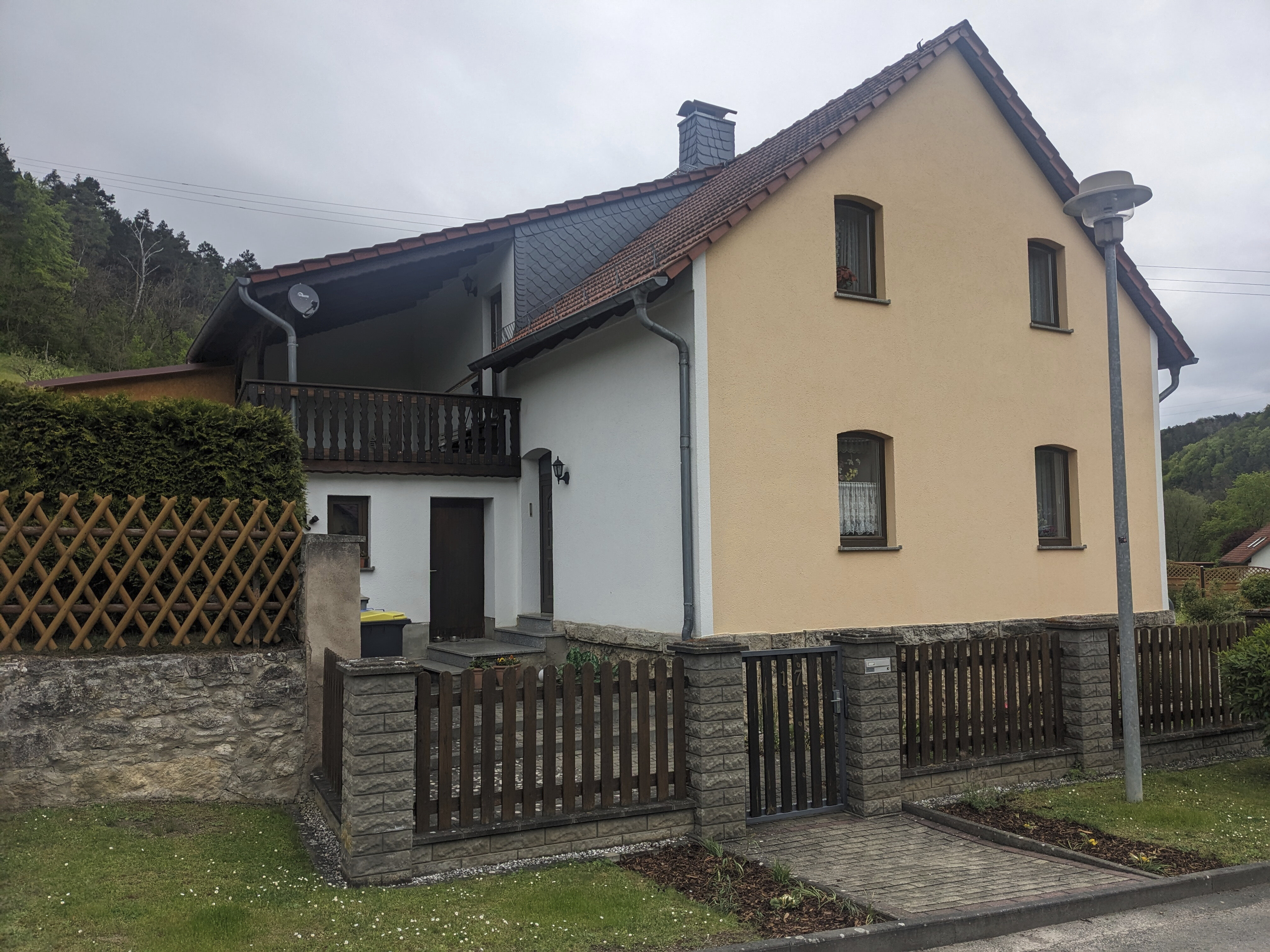 Haus zur Versteigerung 340.000 € 5 Zimmer 129 m²<br/>Wohnfläche 2.800 m²<br/>Grundstück ab sofort<br/>Verfügbarkeit Ammerbach - Ort Jena 07745