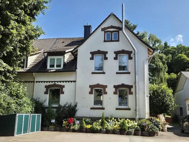 Mehrfamilienhaus zum Kauf provisionsfrei 480.000 € 11 Zimmer 150 m² 766 m² Grundstück Bredelarer Straße 16 Adorf Diemelsee 34519