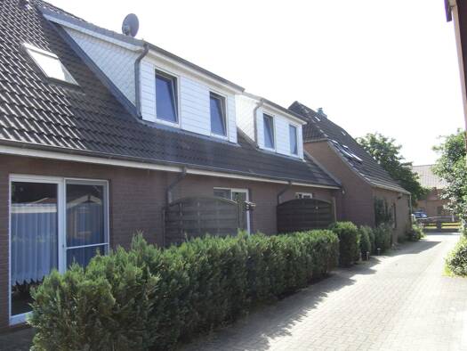 Haus zur Miete 980 € 3 Zimmer 85 m² 100 m² Grundstück frei ab sofort Haby 24361