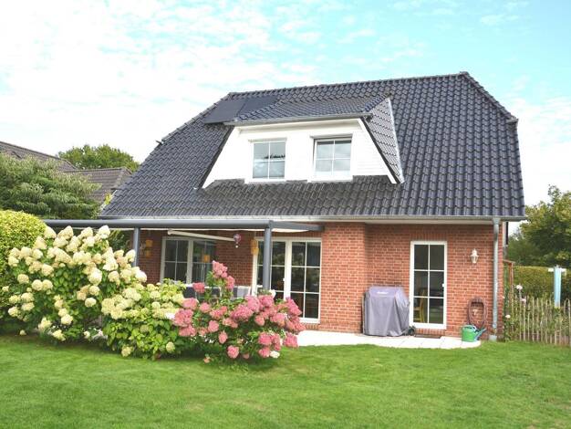Einfamilienhaus zum Kauf provisionsfrei 722.000 € 4 Zimmer 126,6 m² 566 m² Grundstück frei ab 01.05.2027 Barsbüttel Barsbüttel 22885