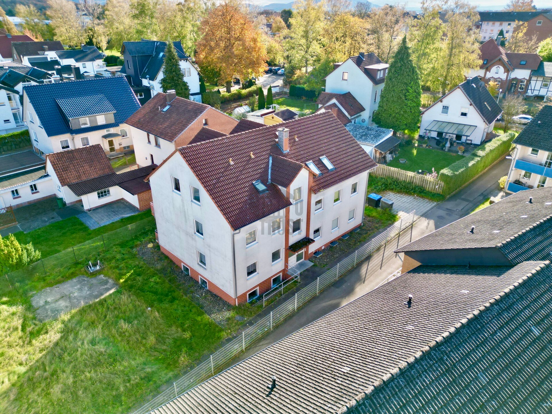 Mehrfamilienhaus zum Kauf 495.000 € 17 Zimmer 402 m²<br/>Wohnfläche 631 m²<br/>Grundstück Bad Münder Bad Münder am Deister 31848