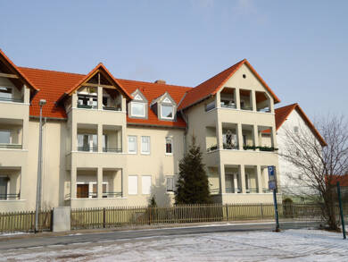 Wohnung zur Miete nur mit Wohnberechtigungsschein 281 € 2 Zimmer 54,7 m² Dachgeschoss Max-Reger-Straße 6 Sondershausen Sondershausen 99706