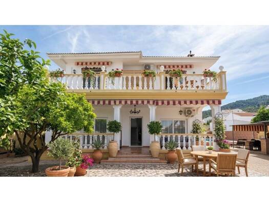 Chalet zum Kauf 730.000 € 5 Zimmer 250 m² 505 m² Grundstück Alhaurín de la Torre 29130