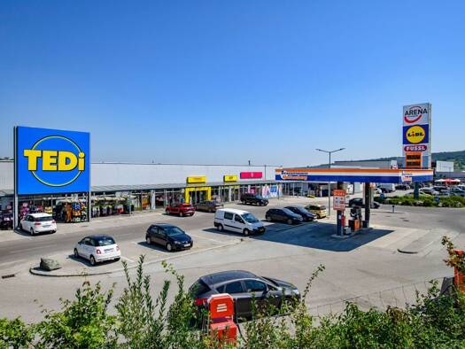 Laden zur Miete 115 m² Verkaufsfläche Arenaplatz 1-9 Mattersburg 7210