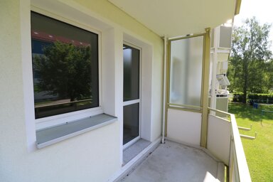 Wohnung zur Miete 319 € 2 Zimmer 47 m² 2. Geschoss frei ab sofort Franz-Kögler-Ring 63 Wasserberg - West Freiberg 09599