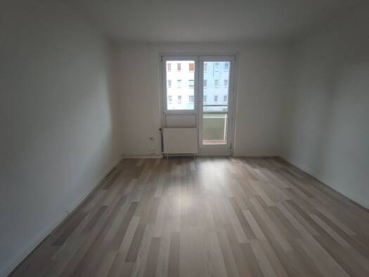 Wohnung zur Miete 344 € 3 Zimmer 58,2 m² EG Albert-Keller-Straße 16 Merseburg Merseburg 06217