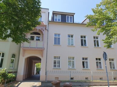 Wohnung zur Miete 325 € 2 Zimmer 52,5 m² 3. Geschoss frei ab 01.10.2024 Naumburg Naumburg 06618