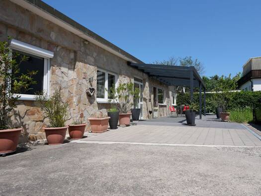 Haus zum Kauf 395.000 € 4 Zimmer 113 m² frei ab sofort Lauf an der Pegnitz 91207