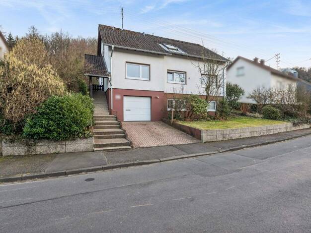 Einfamilienhaus zum Kauf 335.000 € 6 Zimmer 175,6 m² 698 m² Grundstück Eisern Siegen 57080