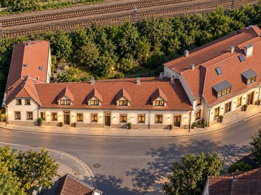 Mehrfamilienhaus zum Kauf 250.000 € 14 Zimmer 280 m² 1.600 m² Grundstück Ottweiler Ottweiler 66564