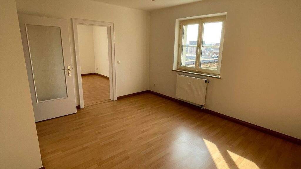 Wohnung zur Miete 390 € 2 Zimmer 51,7 m² 1. Geschoss frei ab 20.03.2026 Mosacherweg 7a Amberg 92224